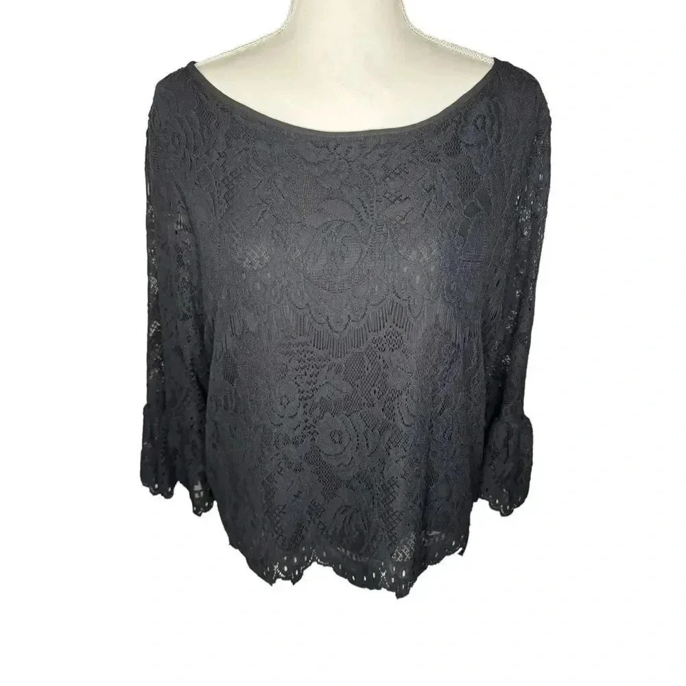 Adrienne Vittadini Women’s XL‎ Black Floral Lace Overlay Bell Sleeve Top